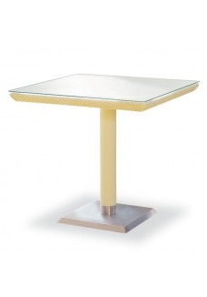 Harrys Table Square 900 1
