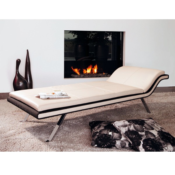 Tamis Chaise Lounger 2